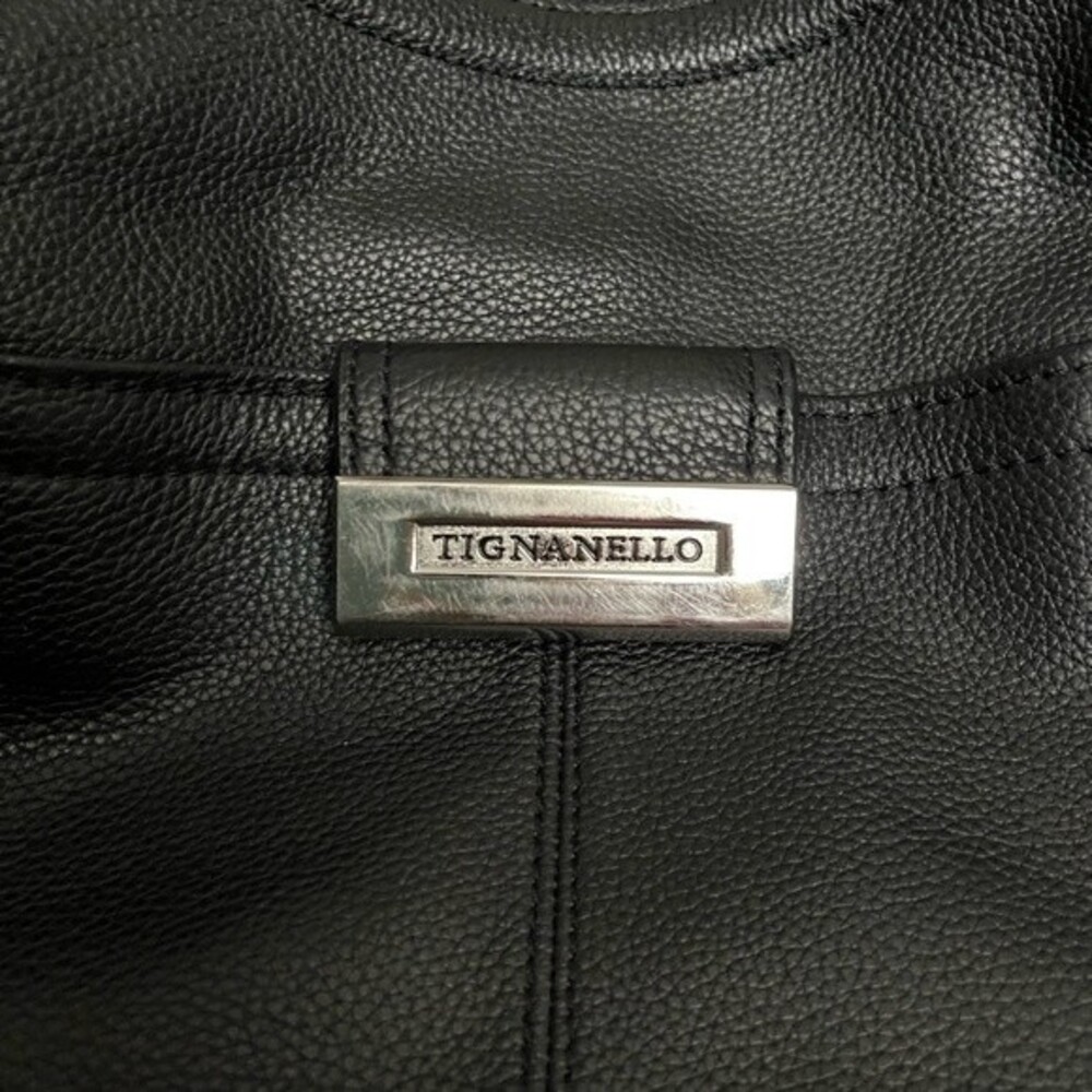Tignanello Pebble Black Leather Hobo Purse/Bag. Front Pocket. Lined interior. - Picture 8 of 11
